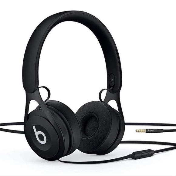 BEATS by Dre Over Ear Headphones - Picture 7 of 7